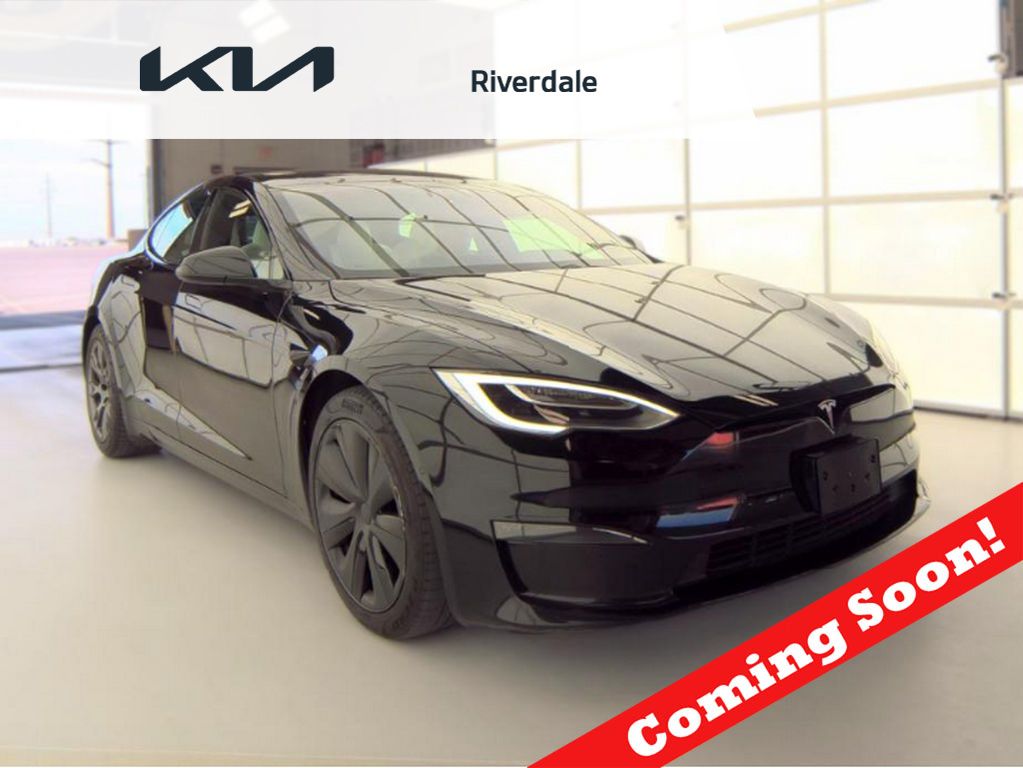 2022 Tesla Model S in Solid Black