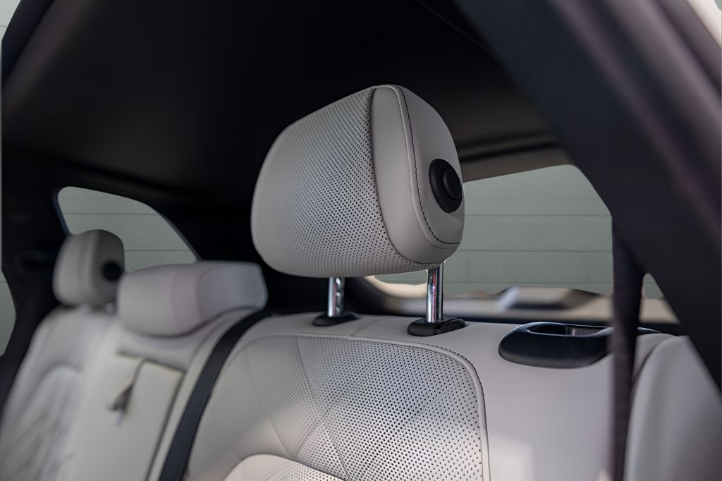 2023 BMW X5 M50i — photo 3
