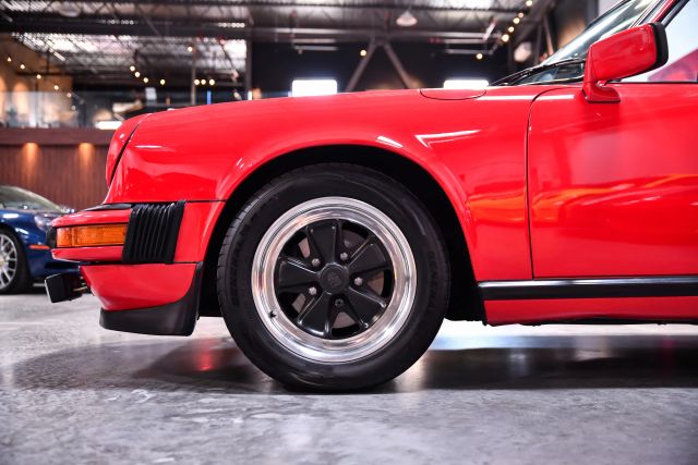 1983 Porsche 911 - Photo 26