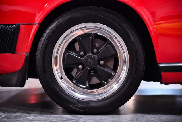 1983 Porsche 911 - Photo 25