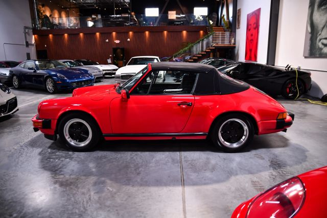 1983 Porsche 911 - Photo 13