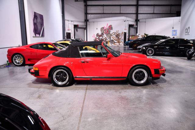 1983 Porsche 911 - Photo 17
