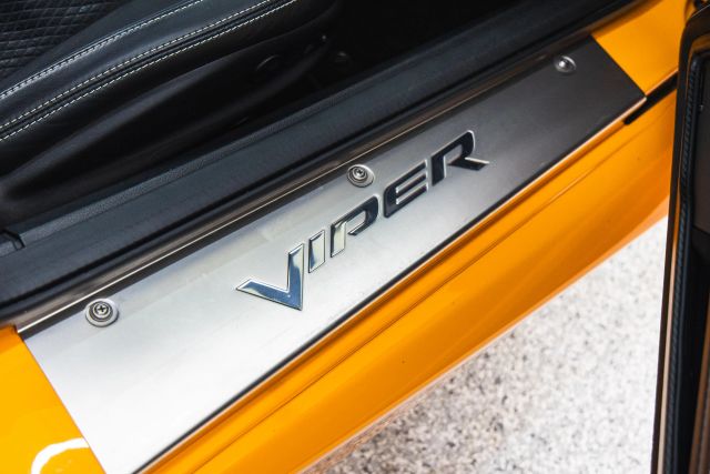 2017 Dodge Viper ACR RWD — photo 3