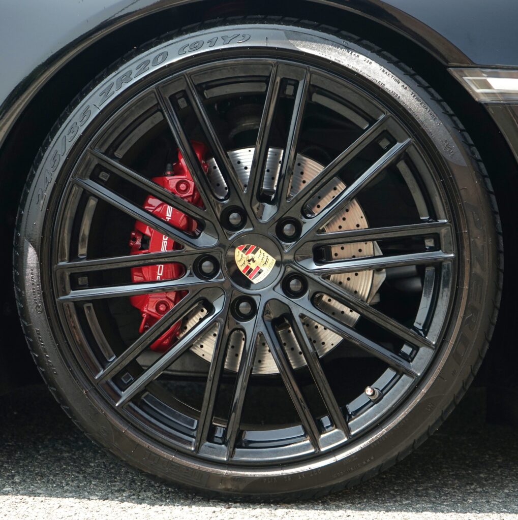 2017 Porsche 911 — photo 2
