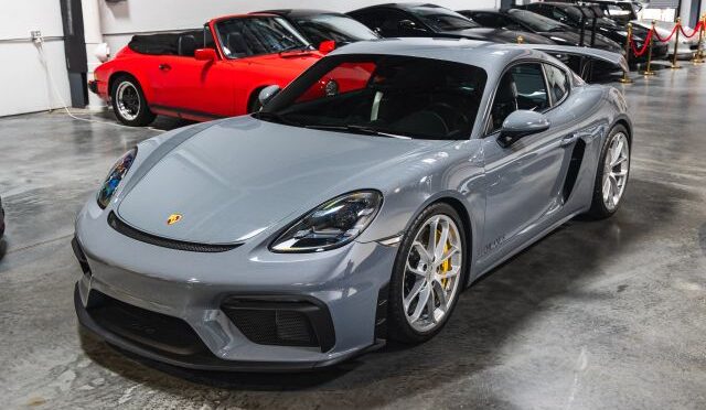 2023 Porsche 718 Cayman