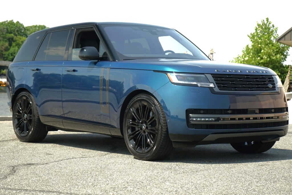 2023 Land Rover Range Rover P530 SE SWB Blue for sale at ExoticMotors.com