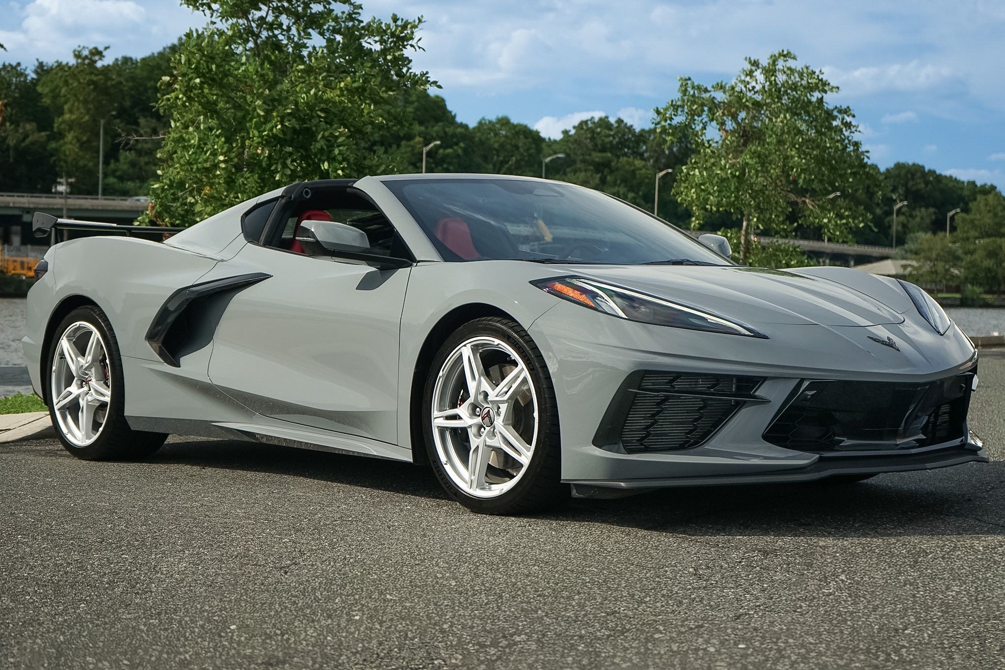 2025 Chevrolet Corvette — photo 1