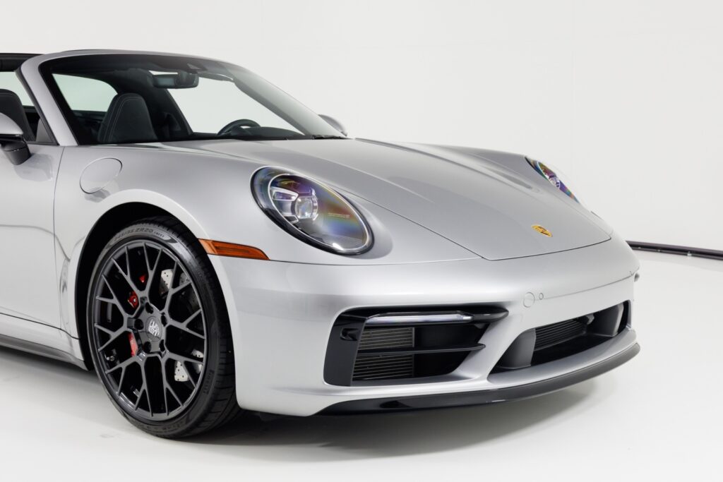 2022 Porsche 911 Targa 4S — photo 3