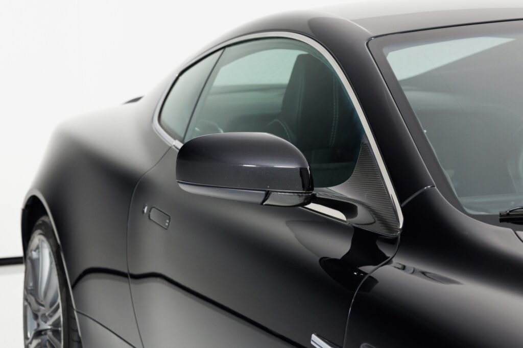 2009 Aston Martin DBS V12 Manual — photo 3