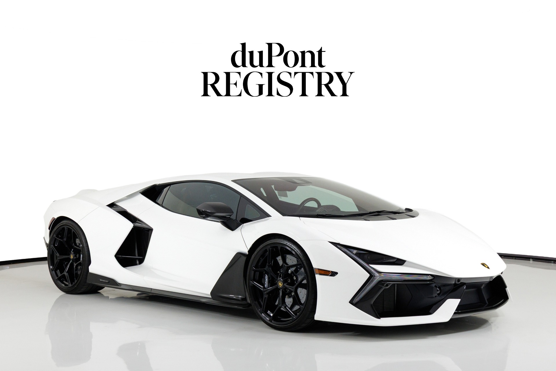 2024 Lamborghini Revuelto — photo 1