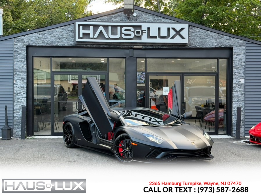 Lamborghini Aventador Coupe Black