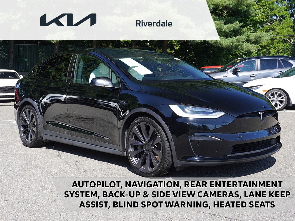 2022 Tesla Model X in Solid Black