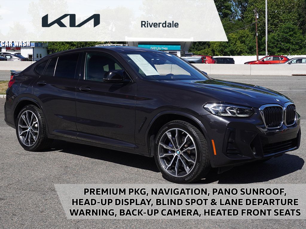 2023 BMW X4 in Dark Graphite