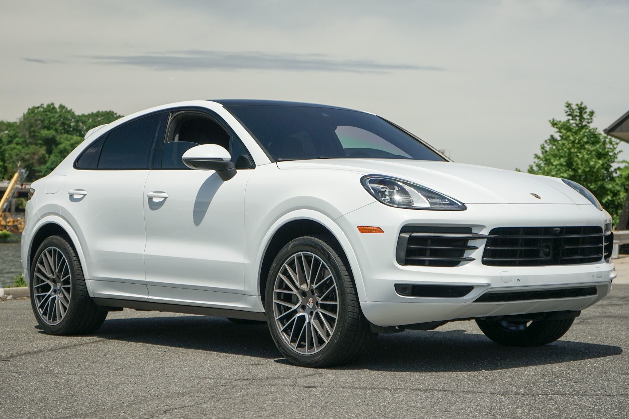 2020 Porsche Cayenne — photo 1