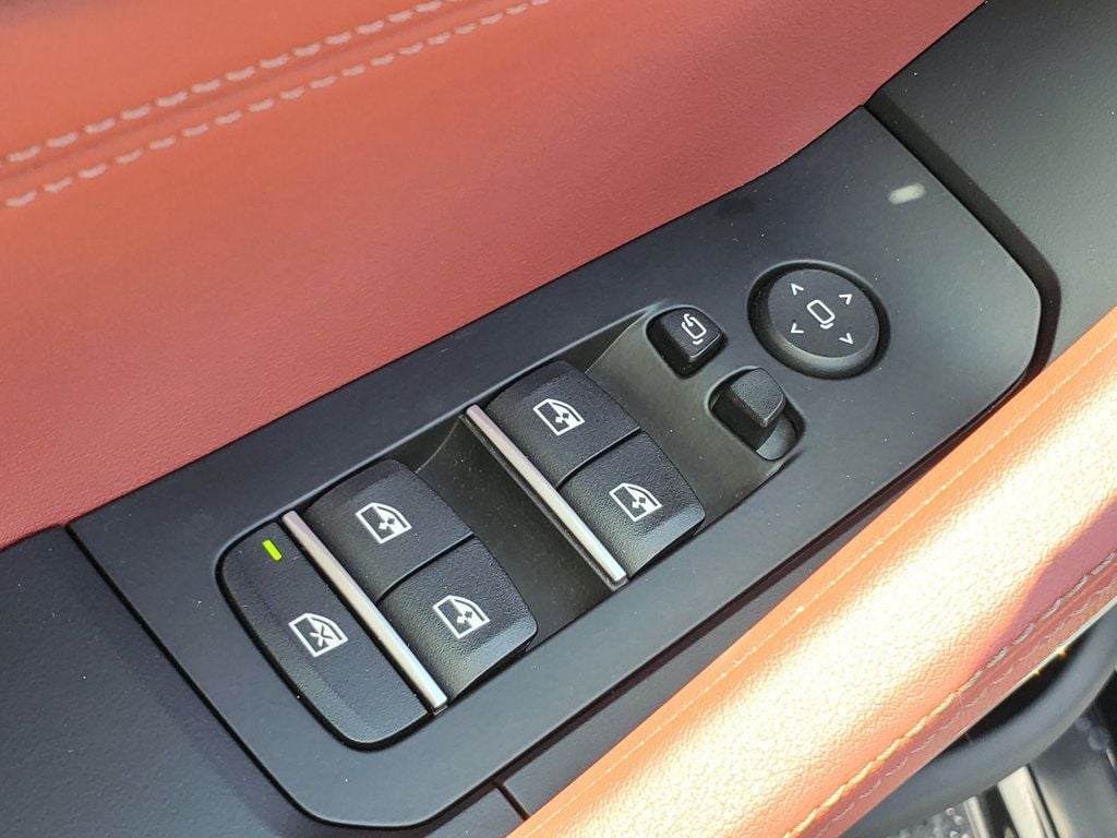 2024 BMW X6 xDrive40i Sports Activity — photo 2