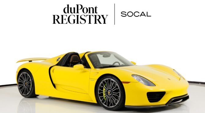 2015-Porsche-918 Spyder-