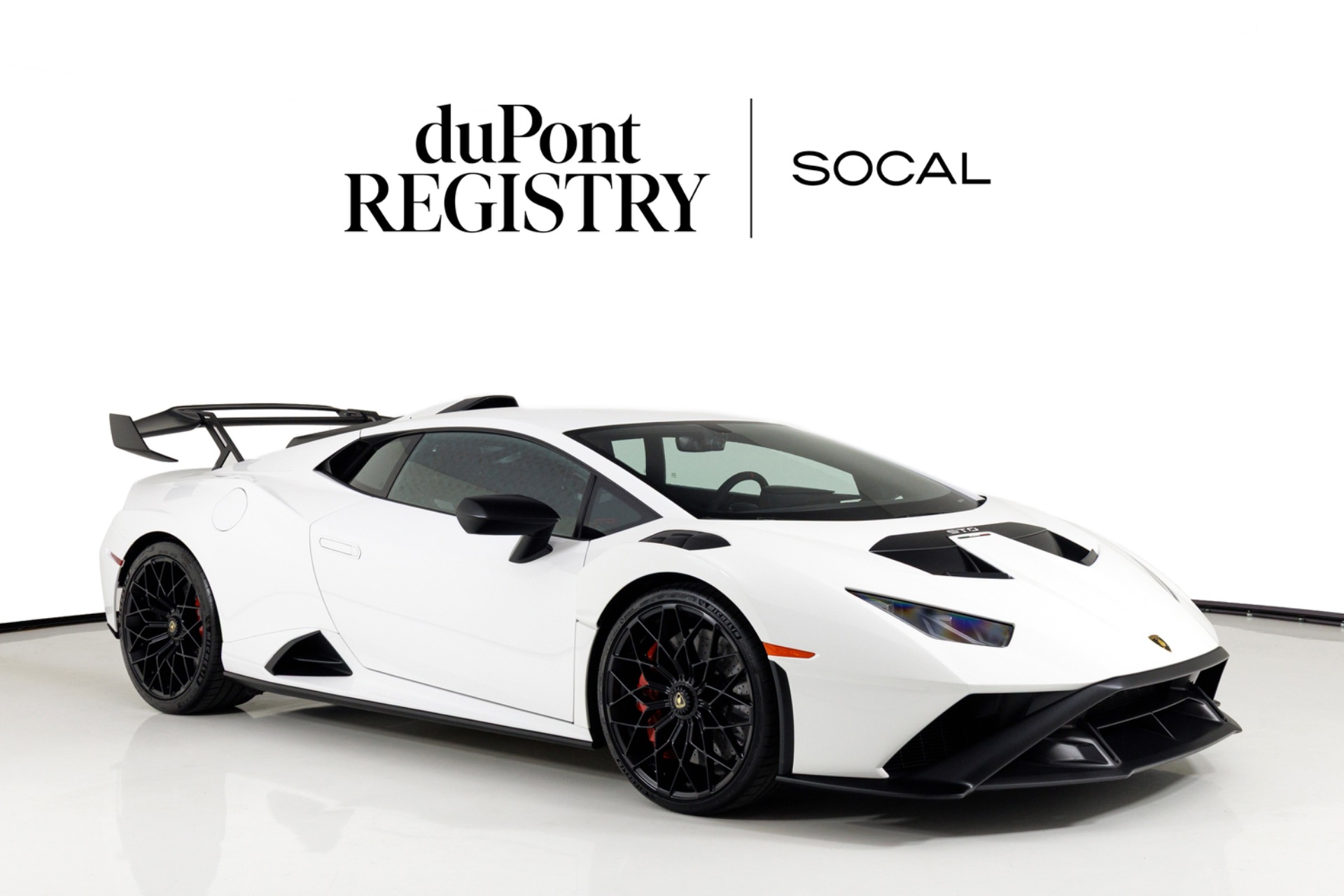2021 Lamborghini Huracan STO — photo 1