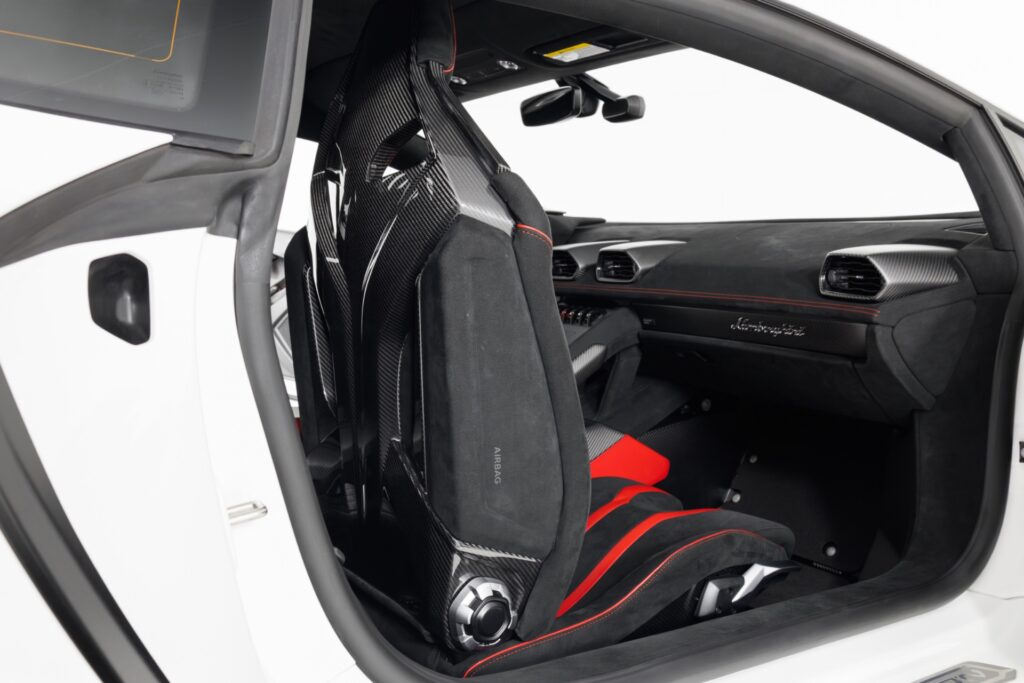 2021 Lamborghini Huracan STO — photo 2
