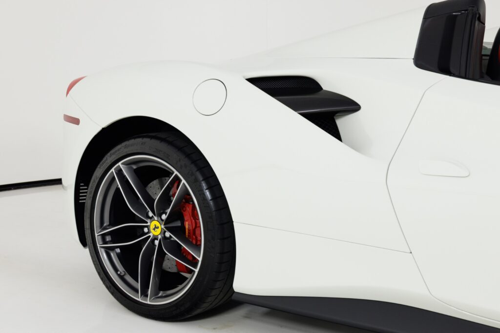 2017 Ferrari 488 Spider — photo 3