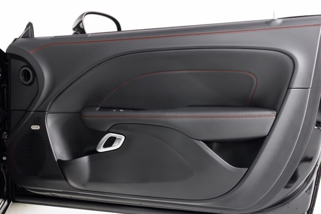 2023 Dodge Challenger R/T Scat Pack Widebody — photo 2