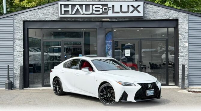 Lexus IS IS 350 F SPORT AWD White