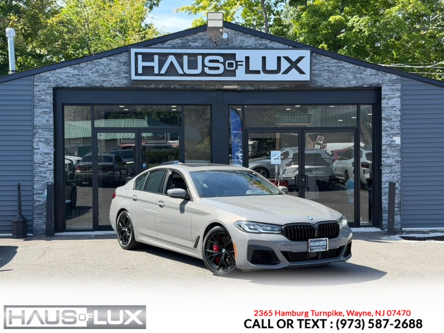 2021 BMW 5 Series M550i xDrive Sedan — photo 1
