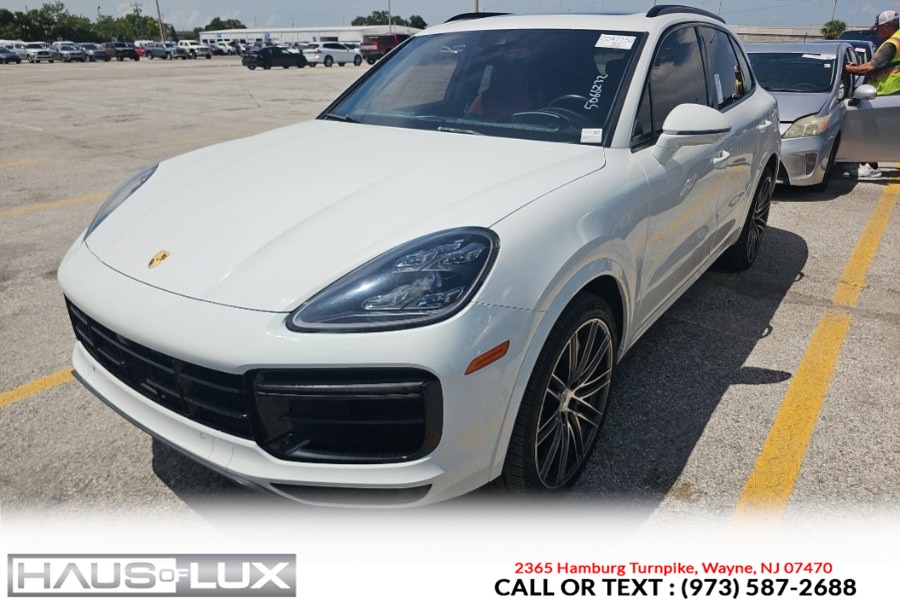 2021 Porsche Cayenne Turbo AWD — photo 3
