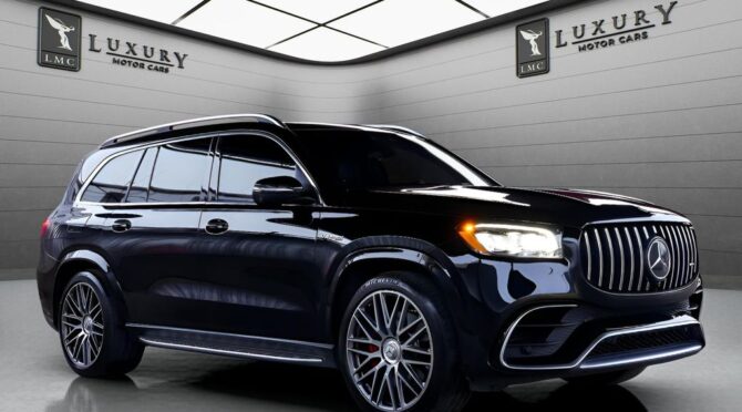2024 Mercedes-Benz GLS in Black