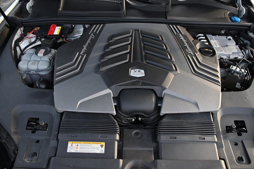 2021 Lamborghini Urus Graphite Capsule AWD — photo 2