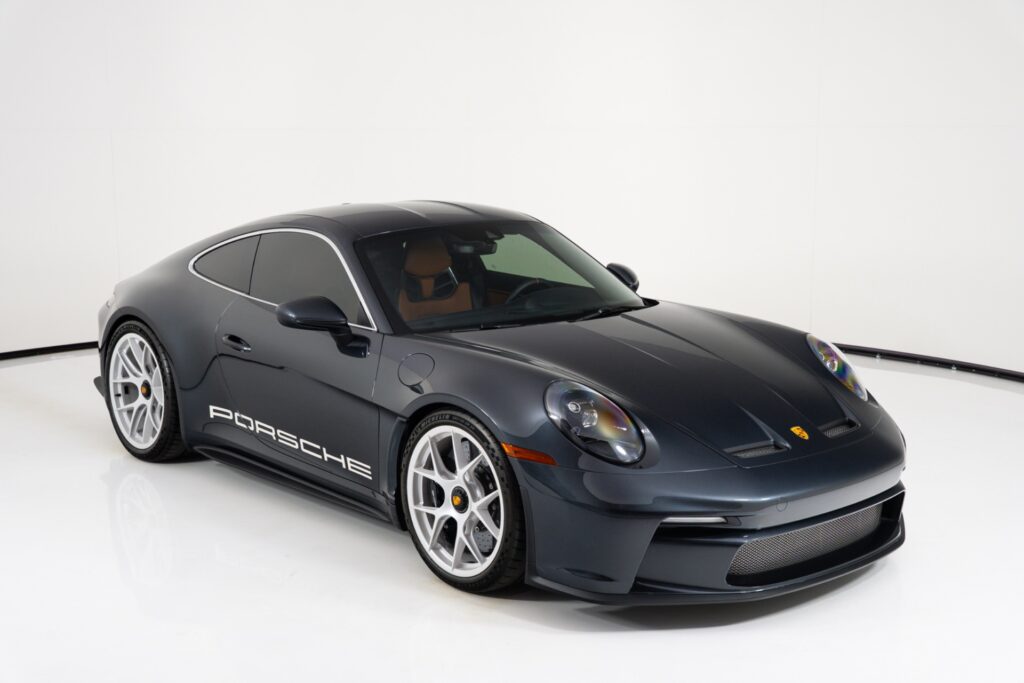 2024 Porsche 911 S/T — photo 3