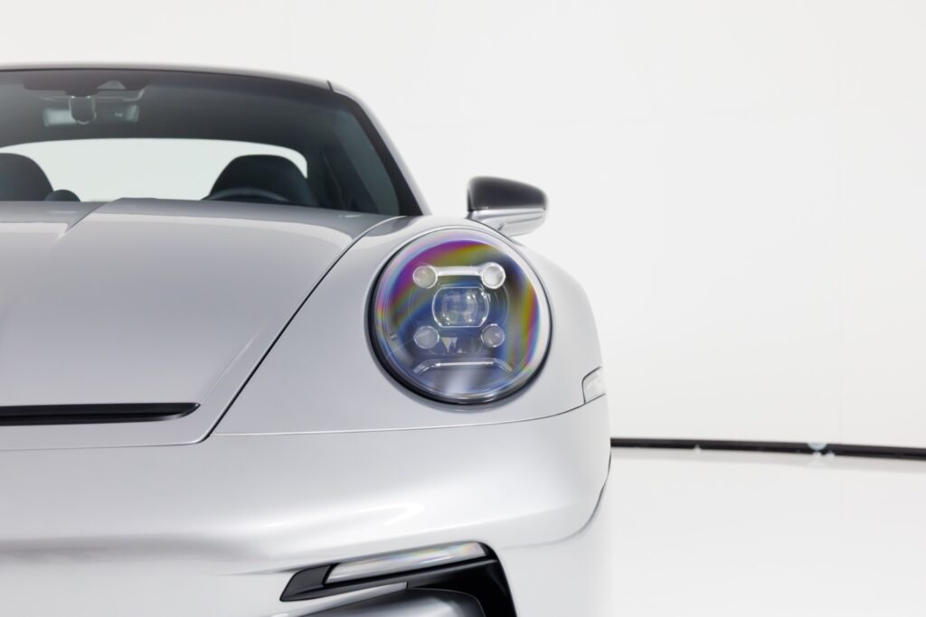 2022 Porsche 911 GT3 Touring — photo 3