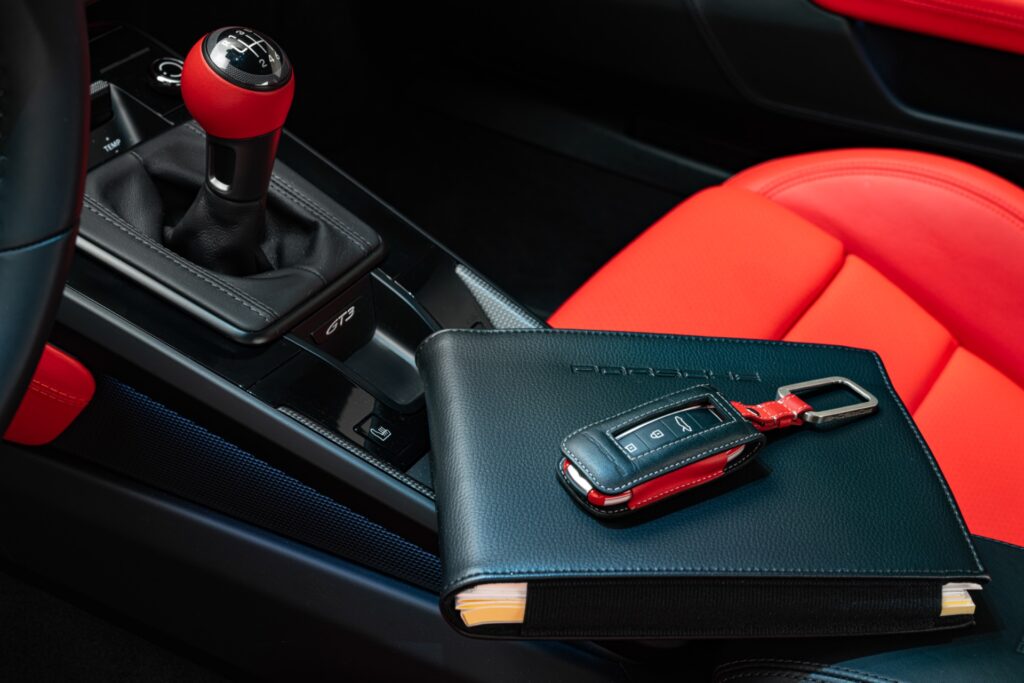 2024 Porsche 911 GT3 — photo 2