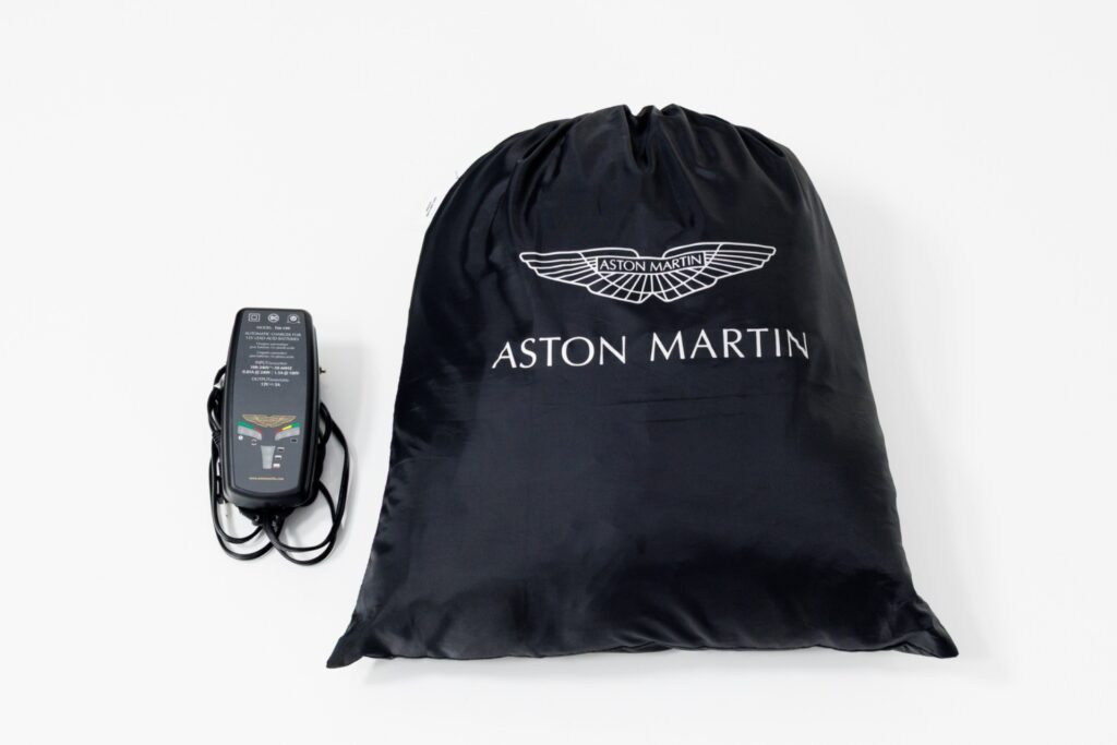 2009 Aston Martin DBS V12 Manual — photo 2
