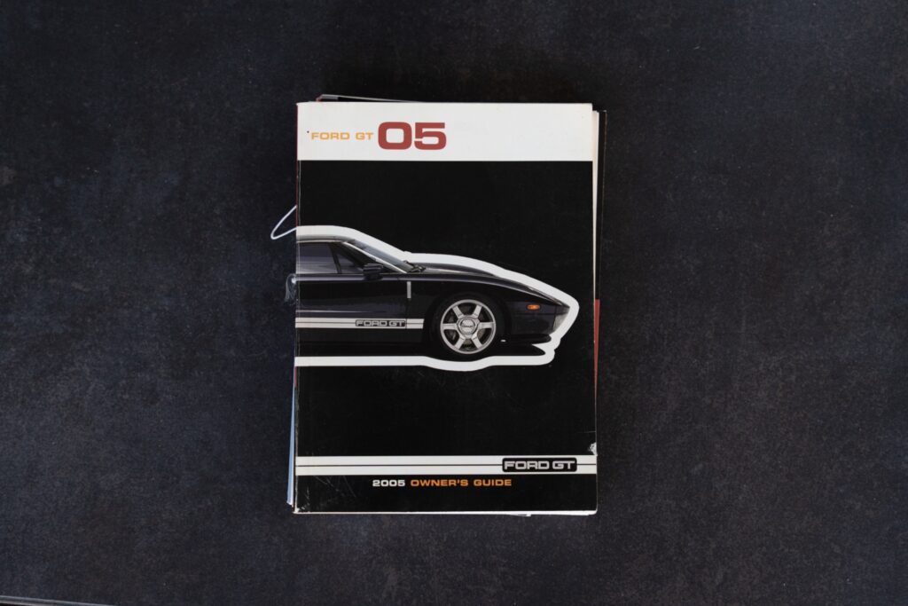 2005 Ford GT — photo 2