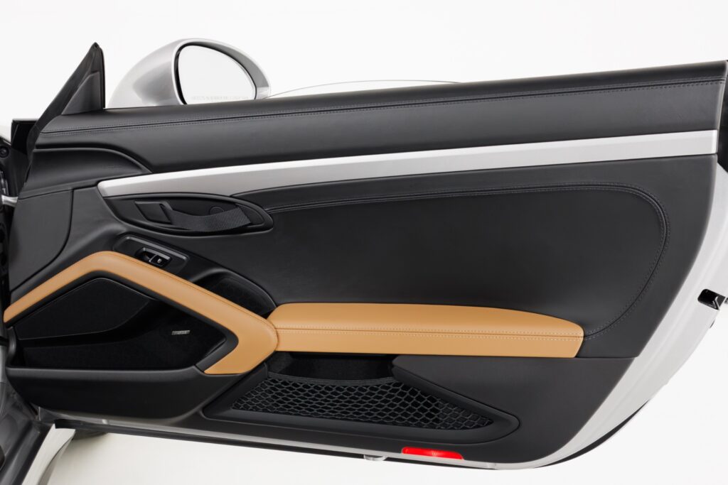2019 Porsche 911 Speedster — photo 2