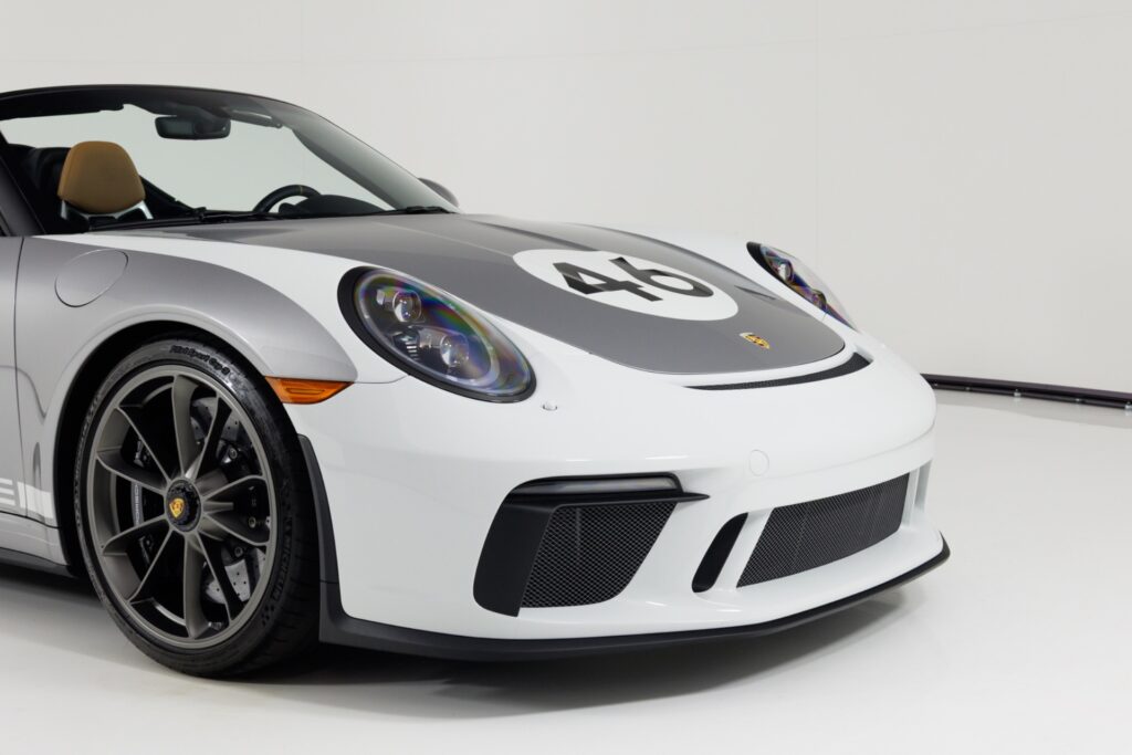 2019 Porsche 911 Speedster — photo 3