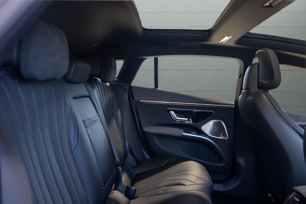 2023 Mercedes-Benz EQS 450 — photo 3