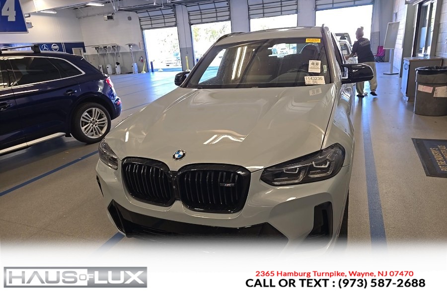 2024 BMW X3 M40i Sports Activity Vehicle — photo 2