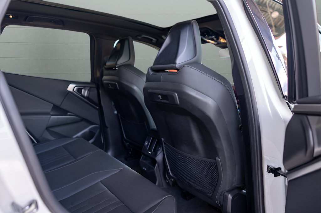 2026 BMW X3 30 xDrive — photo 3