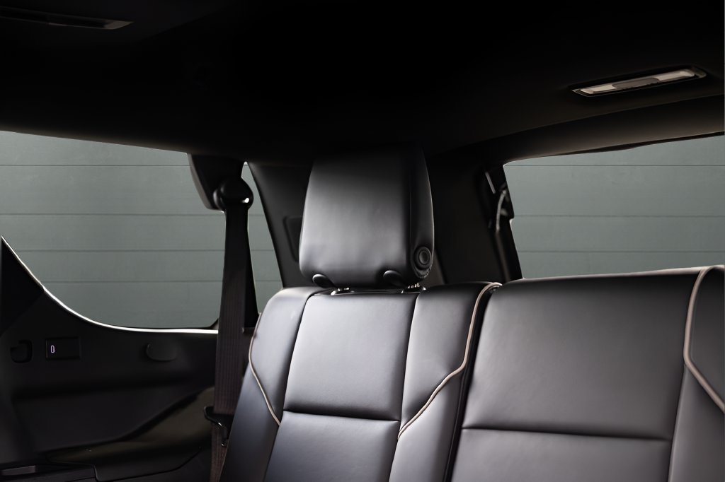 2021 Cadillac Escalade Sport — photo 3