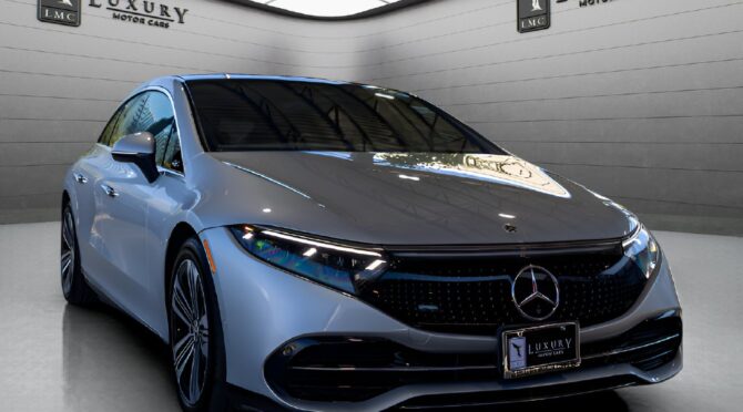 2023 Mercedes-Benz EQS in Cirrus Silver Metallic
